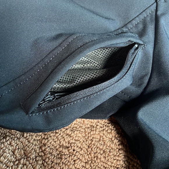 Barely used women’s XS Ducati Scrambler motorcycle jacket - Picture 3 of 11